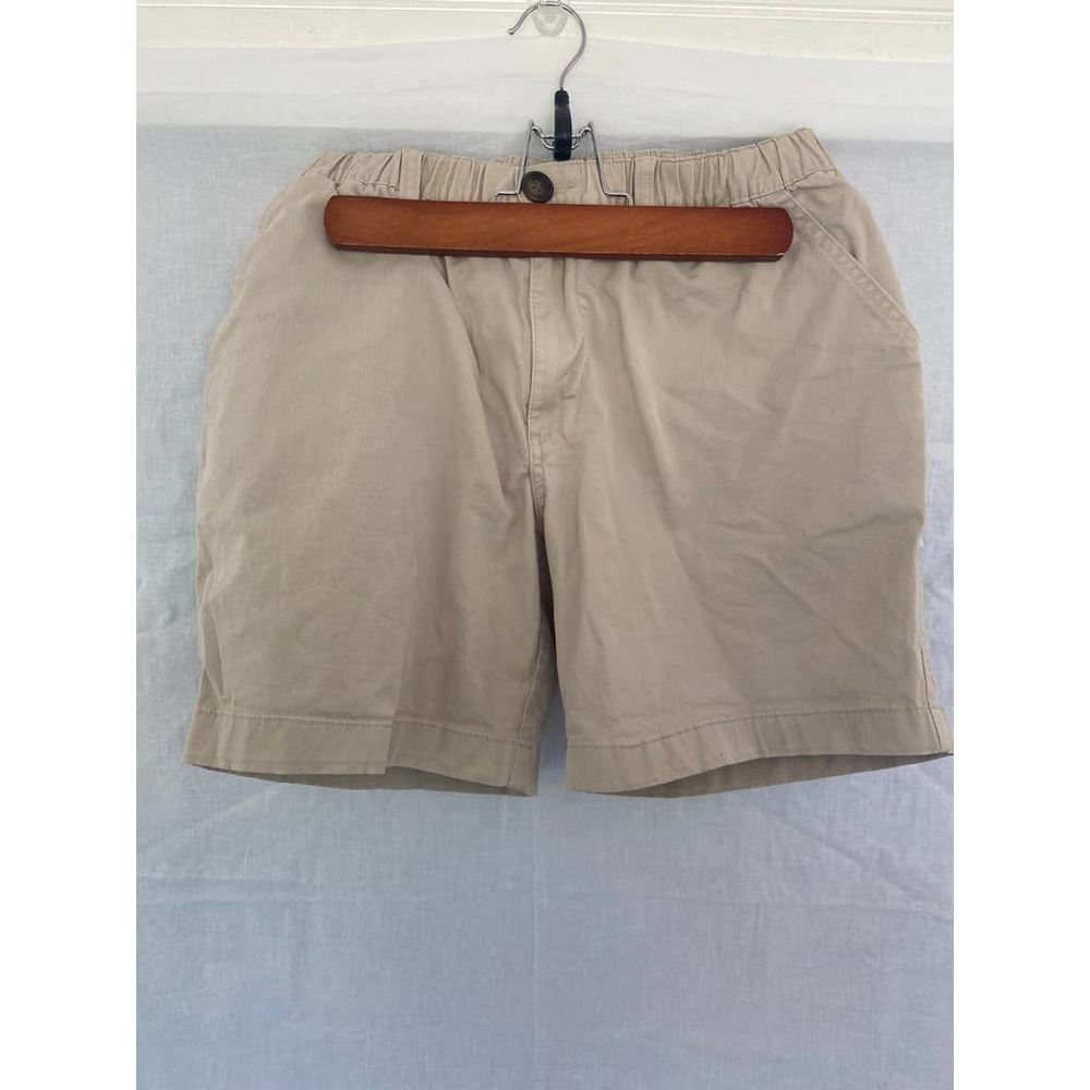 Men's Chubbies khaki shorts- size Medium